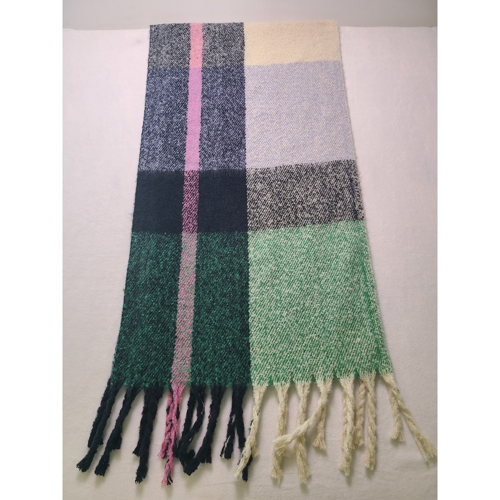 Shiraleah Chicago OS Scarf Colorblock Plaid Multicolor Knit Tassel Fringe Cozy